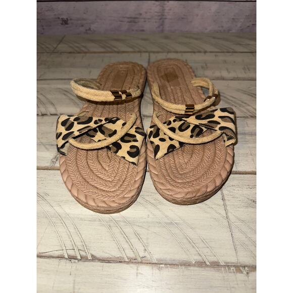 Cheeta Print Wickered Sandals Woman Sz 6.5 (39) - Picture 1 of 5